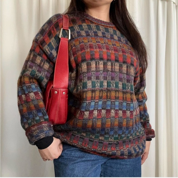 Reaction Kenneth Cole Leather Shoulder bag red with a vintage vibe. - Picture 2 of 16